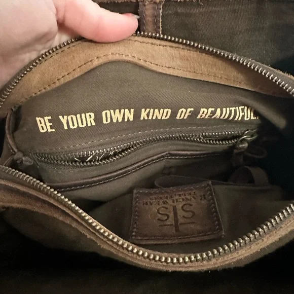 Stylish Brown and Cream Fringe Handbag - Picture 7 of 10